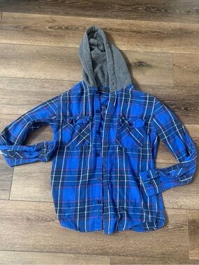No Boundaries Blue Plaid Hooded Button-Up Shirt